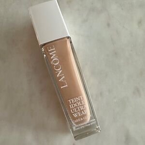 Lancôme Teint Idole Ultra Wear Care & Glow 320C